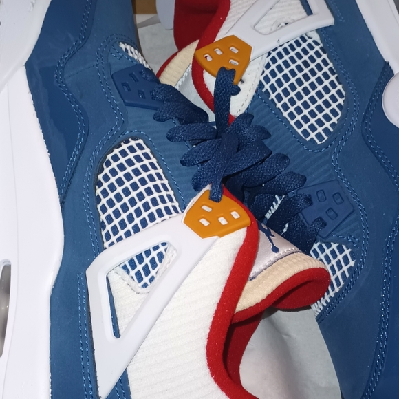 are retro 4s true to size